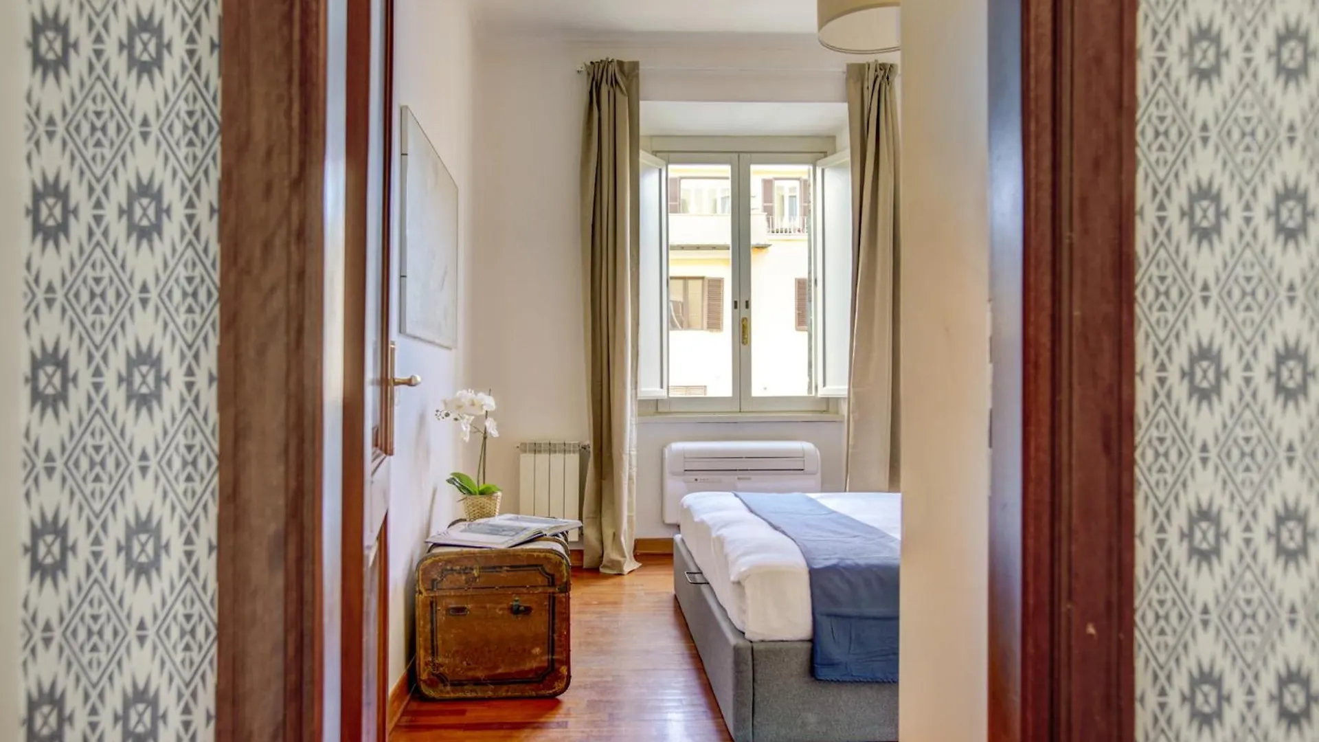 Apartment Colosseo Mecenart 77 - Home And More Rome